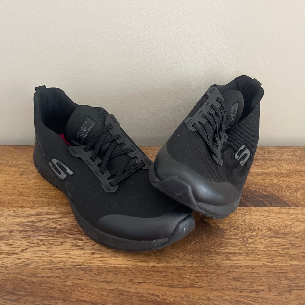 Skechers Women's 10 Work Shoes Black Slip Resistant EH Safe 77222 Sneakers